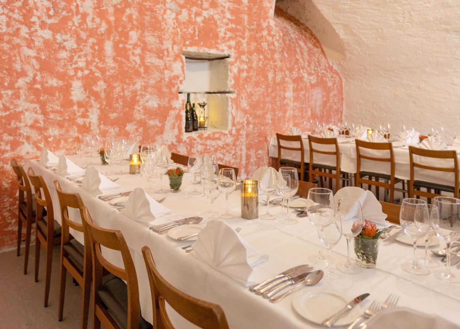 Hotel Restaurant Kreuz Kaiserstuhl Exteriör bild