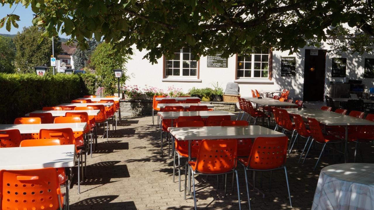 Hotel Restaurant Kreuz Kaiserstuhl Exteriör bild